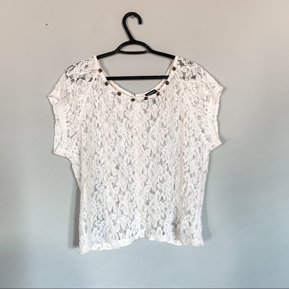 Torrid • Lace Short Sleeved Button Back Top